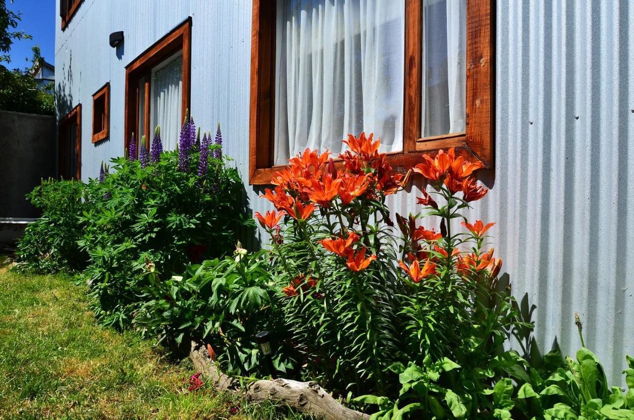 El Patagonico Hostel بويرتو ناتالز المظهر الخارجي الصورة